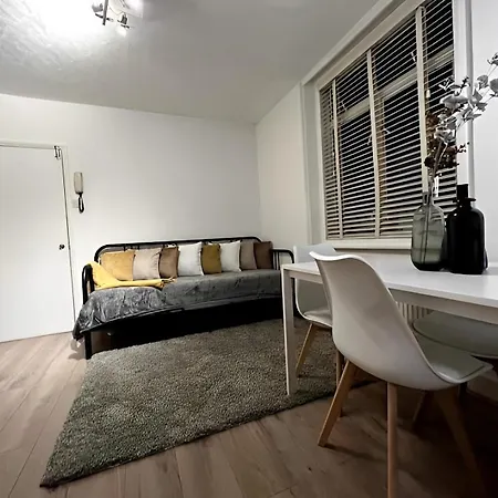 Great 1 Bed Flat London/Chiswick Apartment Exterior photo
